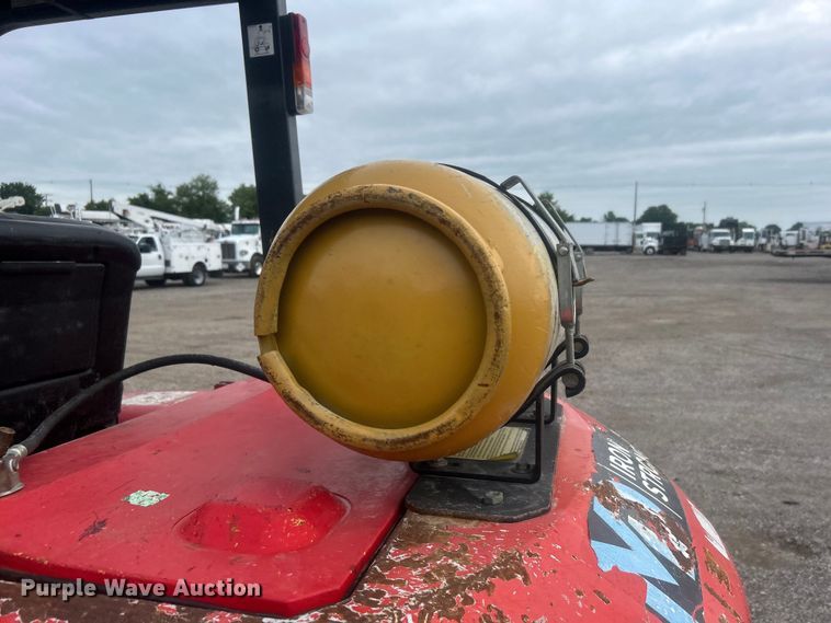 image for item EG0755 2004 Kalmar-AC, Inc. P80CX PS forklift