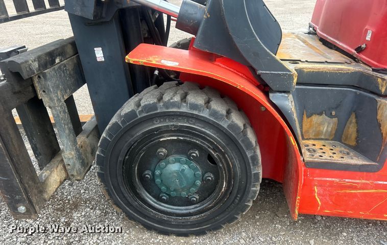 image for item EG0755 2004 Kalmar-AC, Inc. P80CX PS forklift