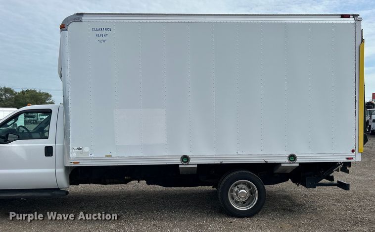 image for item EG0762 2013 Ford F550 Super Duty  box truck
