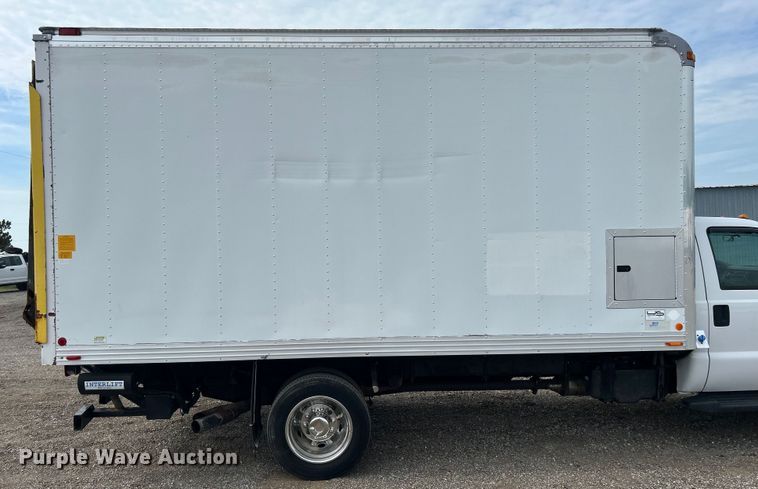 image for item EG0762 2013 Ford F550 Super Duty  box truck