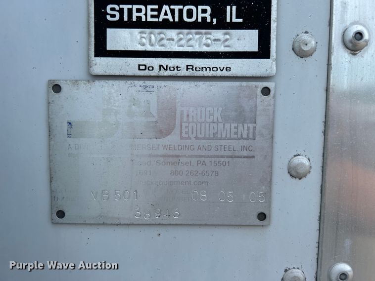 image for item EG0762 2013 Ford F550 Super Duty  box truck