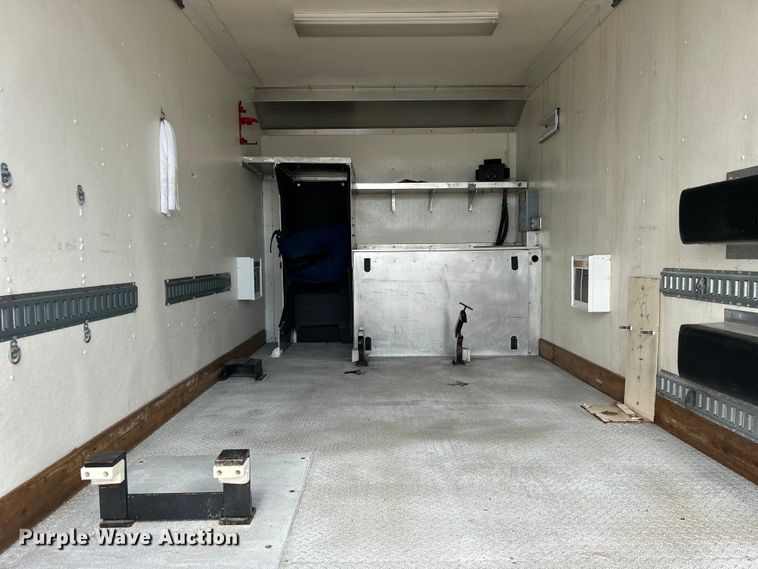 image for item EG0762 2013 Ford F550 Super Duty  box truck