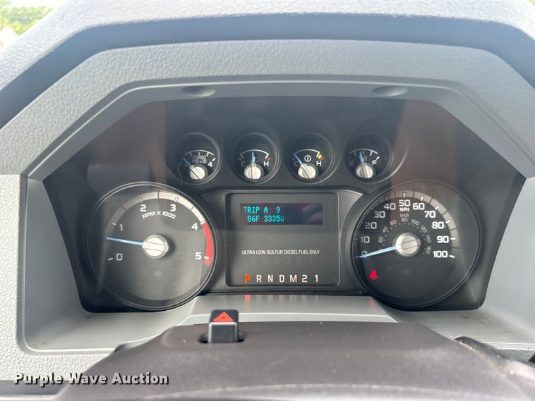 image for item EG0762 2013 Ford F550 Super Duty  box truck