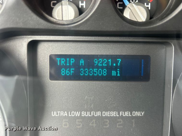 image for item EG0762 2013 Ford F550 Super Duty  box truck