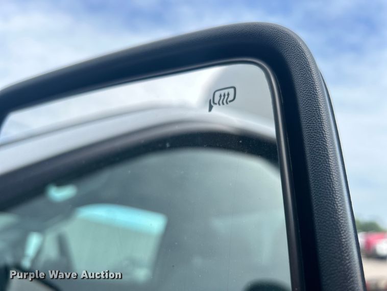 image for item EG0762 2013 Ford F550 Super Duty  box truck