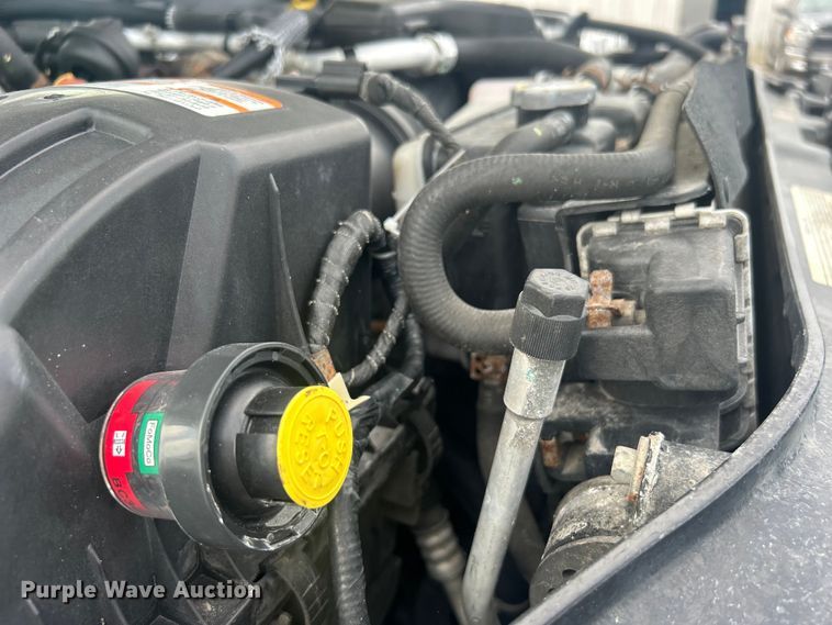 image for item EG0762 2013 Ford F550 Super Duty  box truck