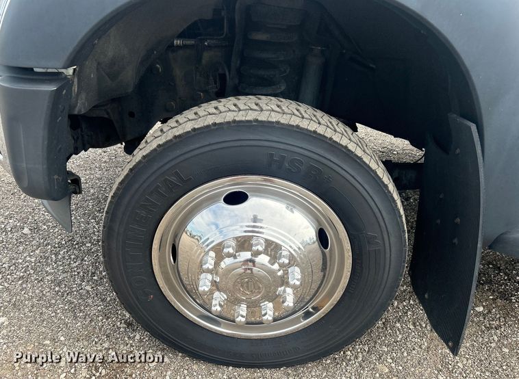 image for item EG0762 2013 Ford F550 Super Duty  box truck