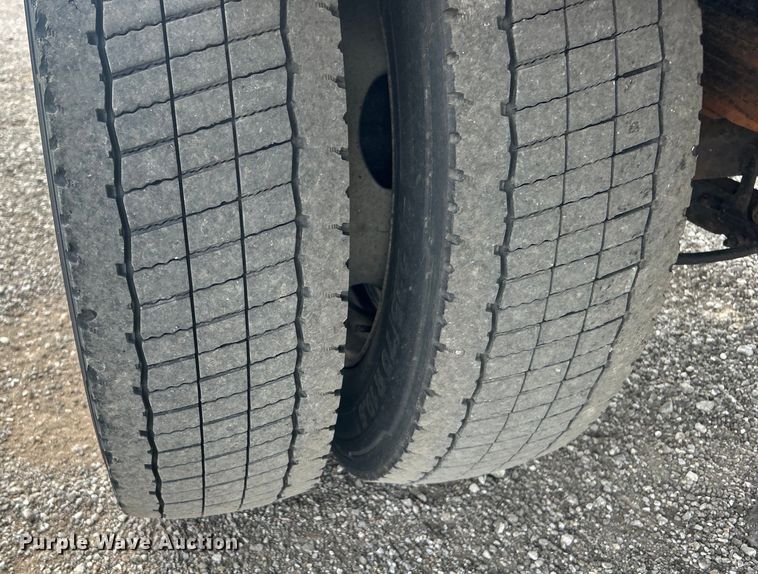 image for item EG0762 2013 Ford F550 Super Duty  box truck