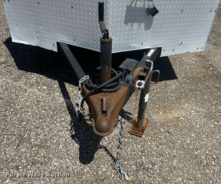 image for item EG0769 2008 American Hauler Indsutries NH612TA2 enclosed cargo trailer