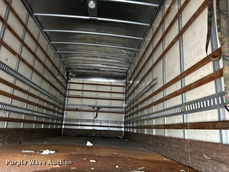 image for item EG1412 2013 Hino 268 box truck