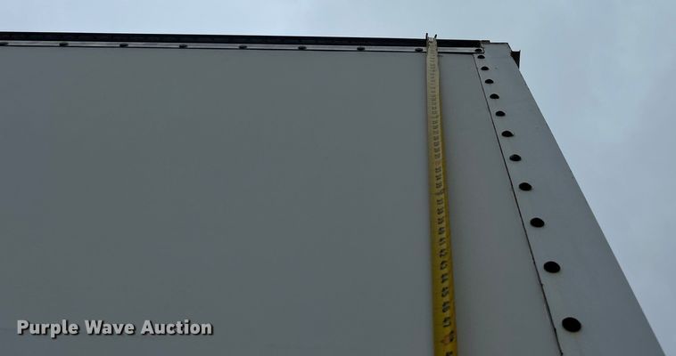 image for item EG1412 2013 Hino 268 box truck