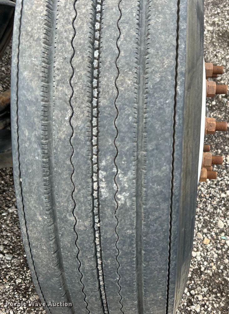 image for item EG1412 2013 Hino 268 box truck