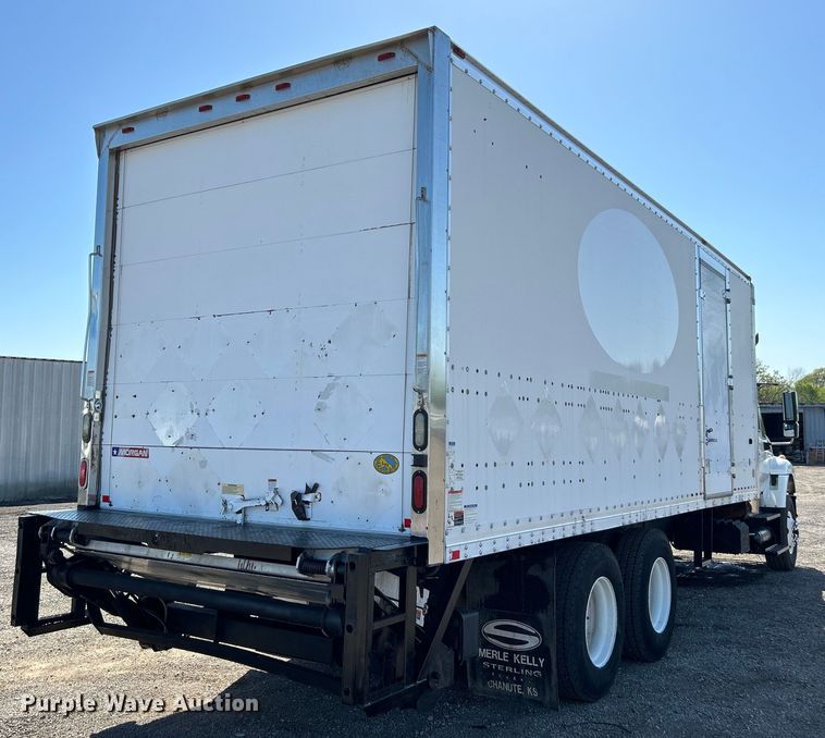 image for item EG1457 2010 International  7500 SBA box truck