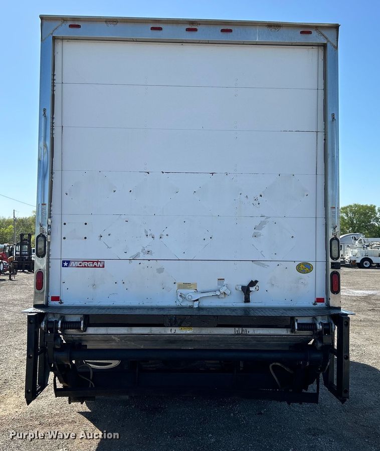 image for item EG1457 2010 International  7500 SBA box truck