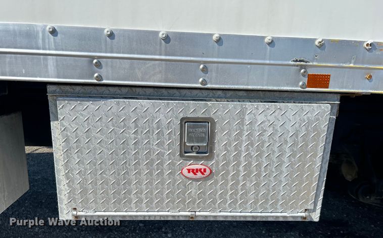 image for item EG1457 2010 International  7500 SBA box truck