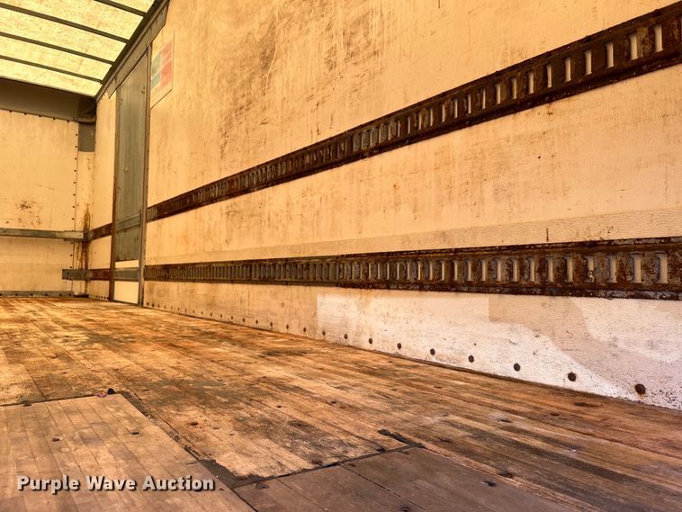 image for item EG1457 2010 International  7500 SBA box truck