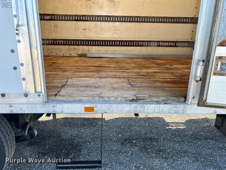 image for item EG1457 2010 International  7500 SBA box truck