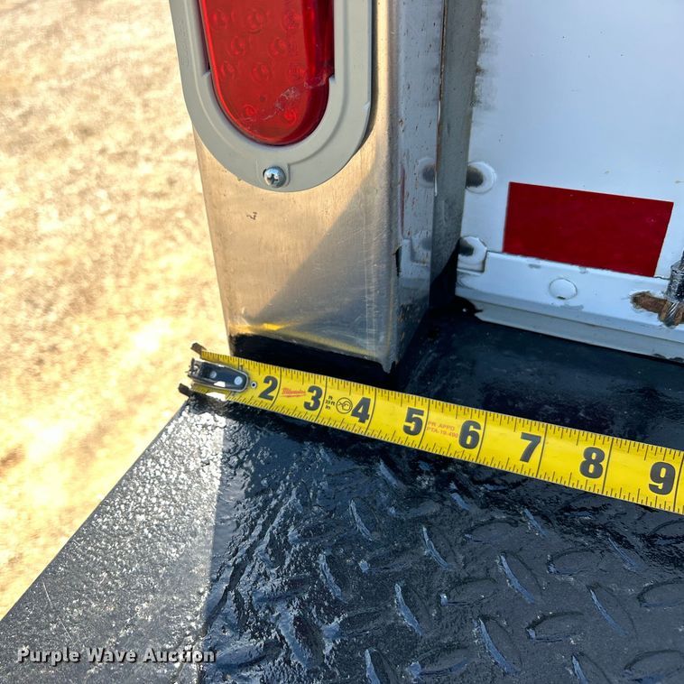 image for item EG1457 2010 International  7500 SBA box truck