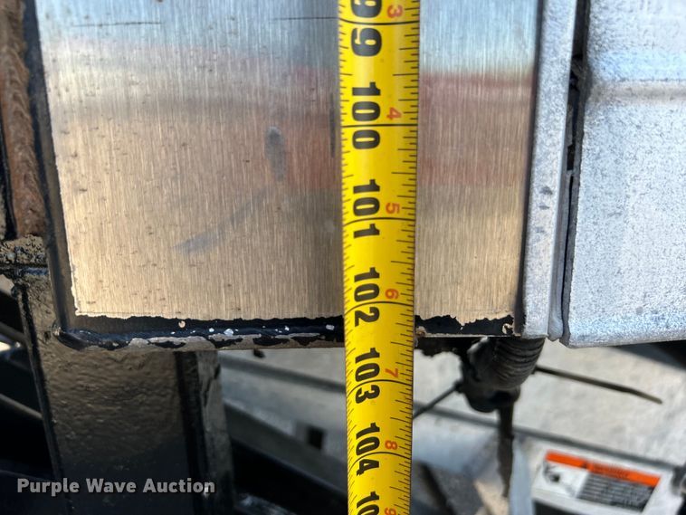 image for item EG1457 2010 International  7500 SBA box truck