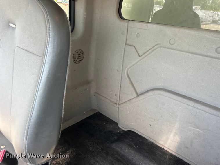 image for item EG1457 2010 International  7500 SBA box truck