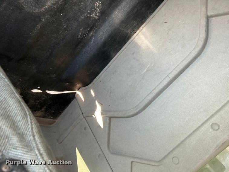 image for item EG1457 2010 International  7500 SBA box truck