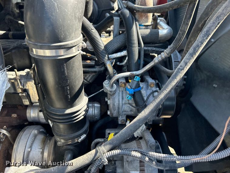 image for item EG1457 2010 International  7500 SBA box truck