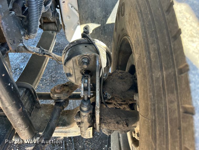 image for item EG1457 2010 International  7500 SBA box truck