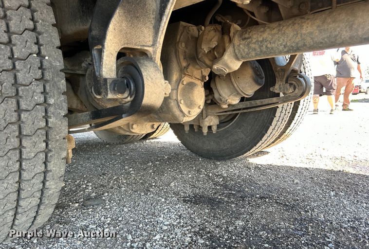 image for item EG1457 2010 International  7500 SBA box truck