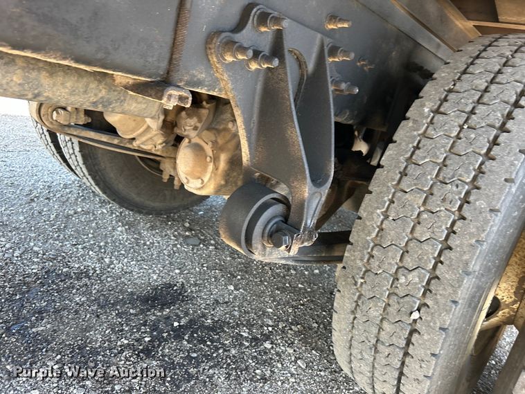 image for item EG1457 2010 International  7500 SBA box truck