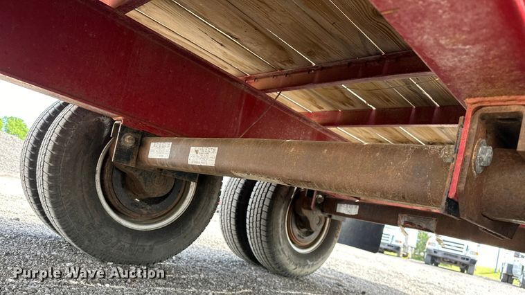 image for item EG1466 2012 Performance  flatbed trailer