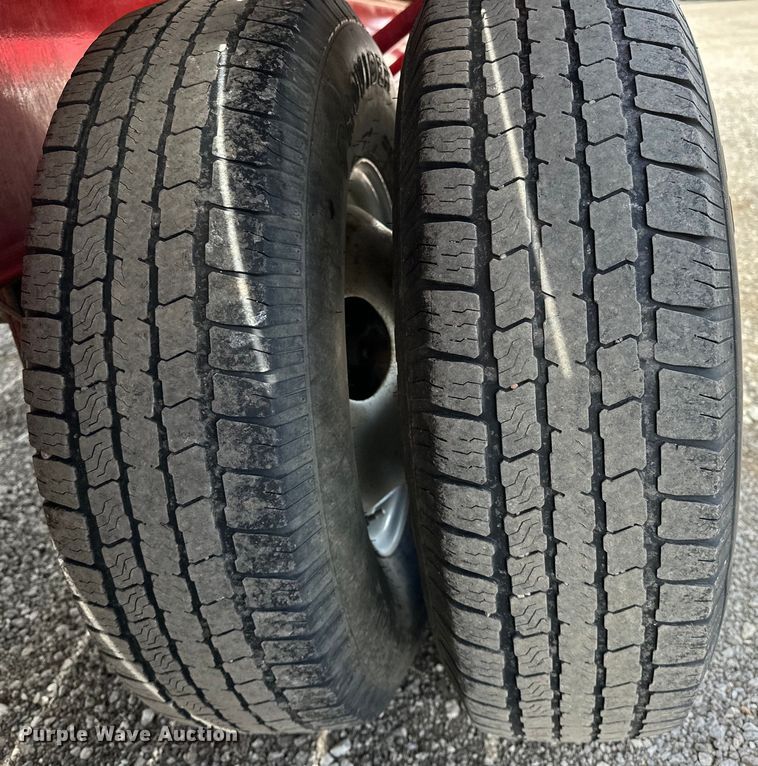 image for item EG1466 2012 Performance  flatbed trailer