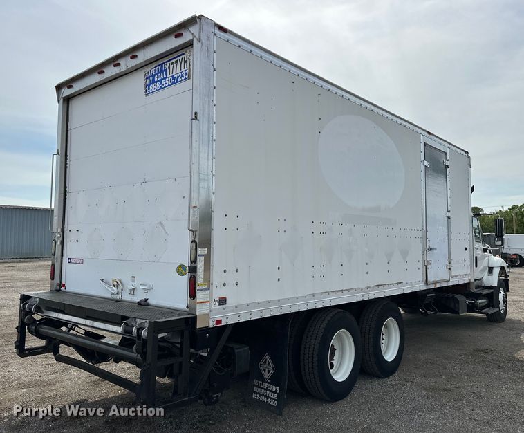 image for item EG1485 2010 International  7500 SBA box truck