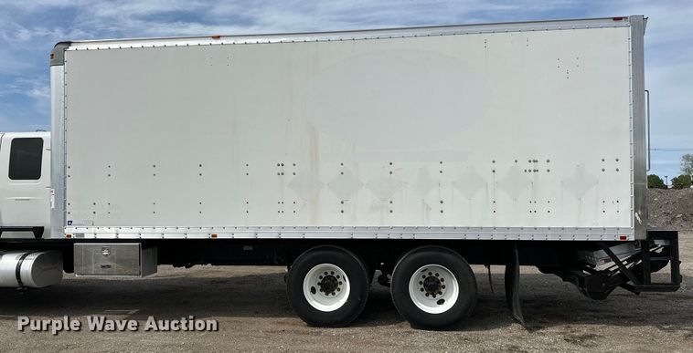 image for item EG1485 2010 International  7500 SBA box truck