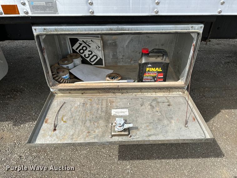 image for item EG1485 2010 International  7500 SBA box truck