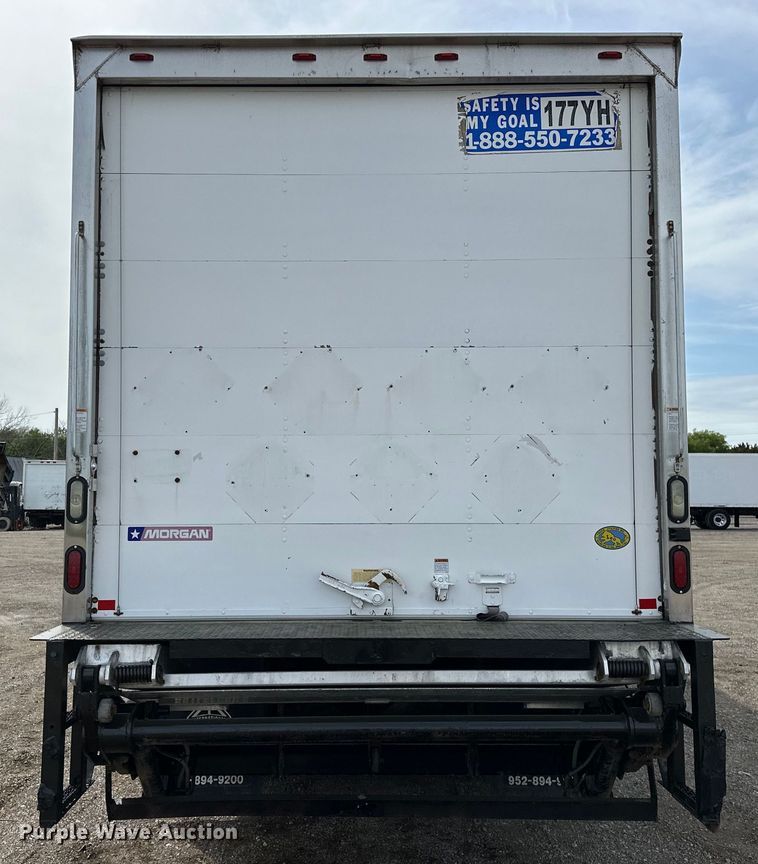 image for item EG1485 2010 International  7500 SBA box truck