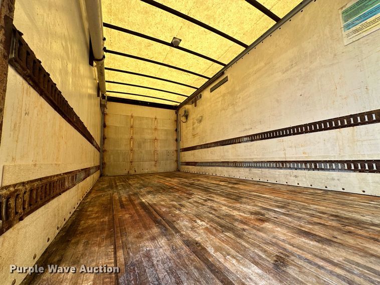 image for item EG1485 2010 International  7500 SBA box truck