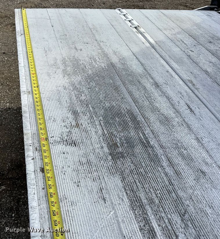 image for item EG1485 2010 International  7500 SBA box truck