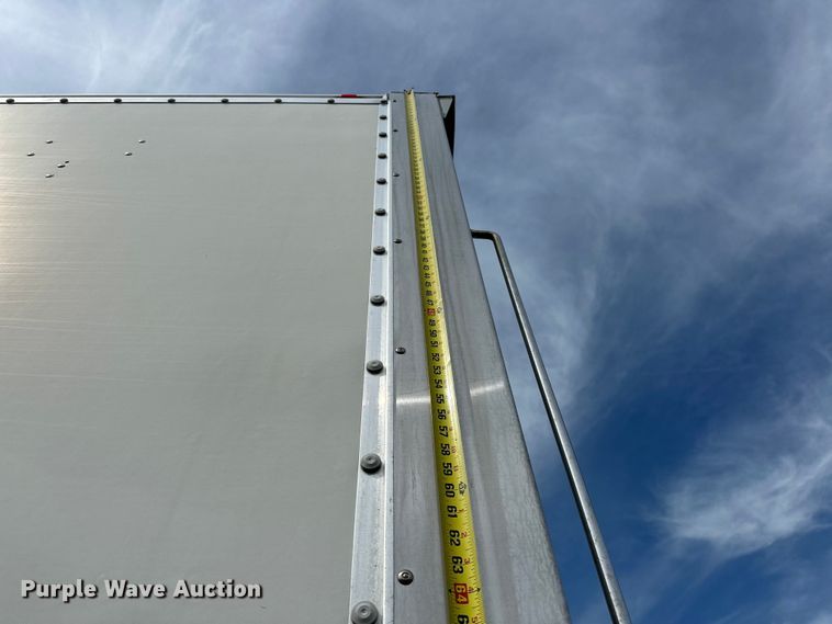 image for item EG1485 2010 International  7500 SBA box truck