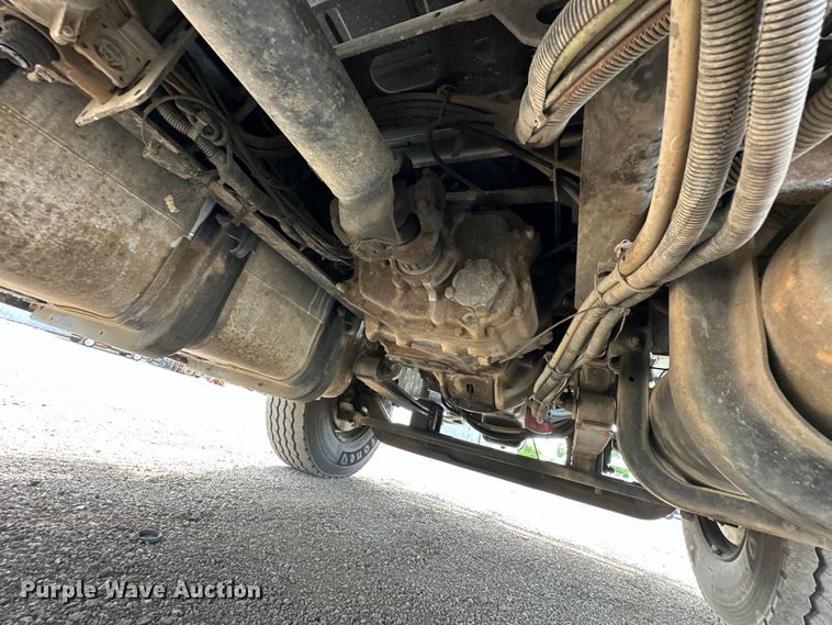 image for item EG1485 2010 International  7500 SBA box truck