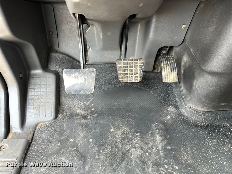 image for item EG1485 2010 International  7500 SBA box truck