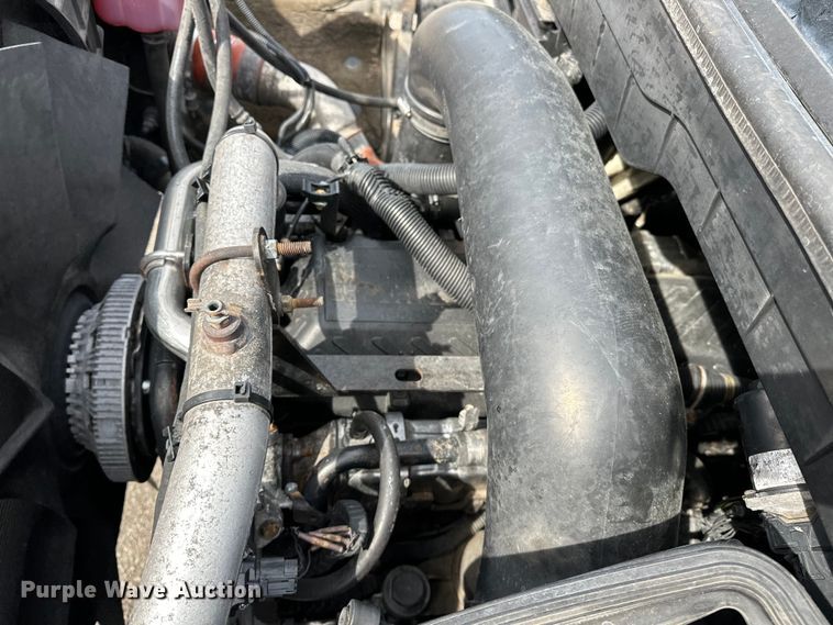 image for item EG1485 2010 International  7500 SBA box truck