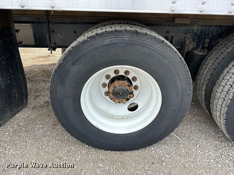 image for item EG1485 2010 International  7500 SBA box truck