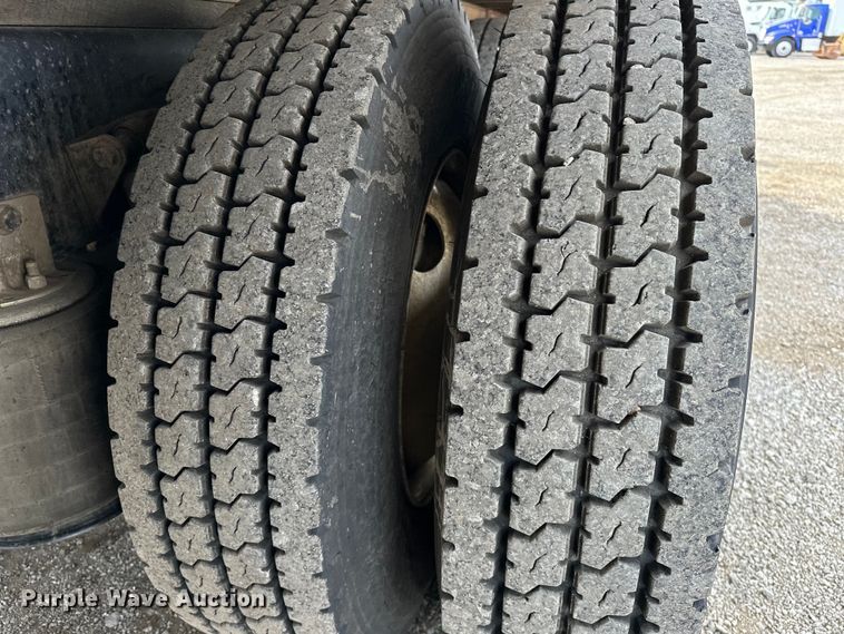 image for item EG1485 2010 International  7500 SBA box truck