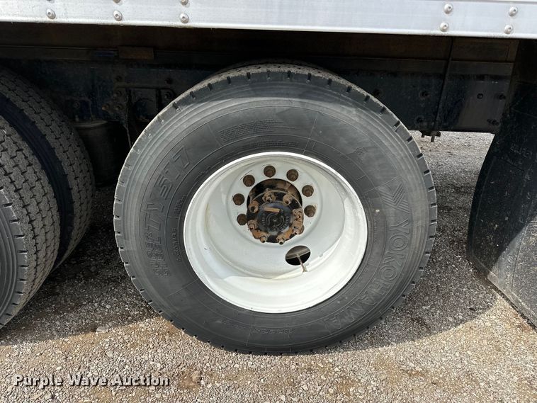 image for item EG1485 2010 International  7500 SBA box truck