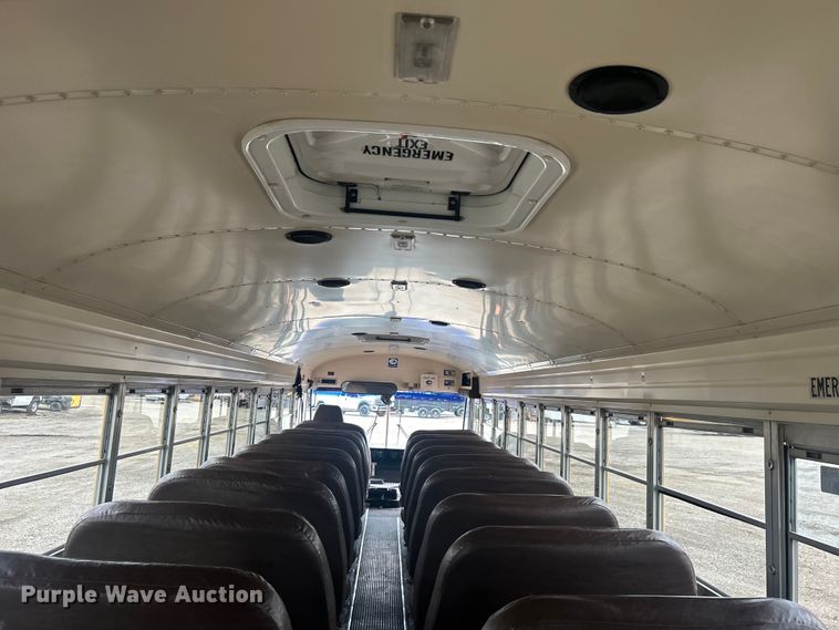 image for item EG1529 1999 Blue Bird TC2000 bus