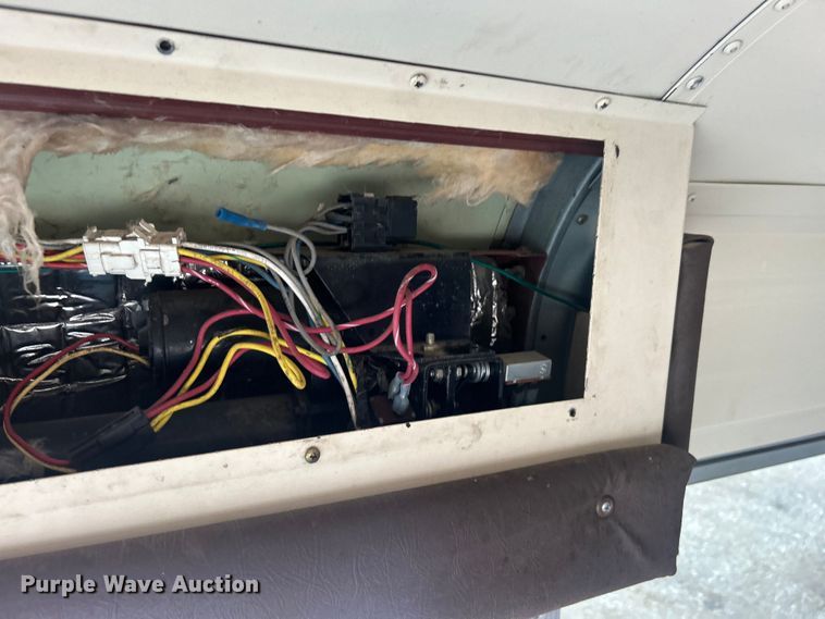 image for item EG1529 1999 Blue Bird TC2000 bus