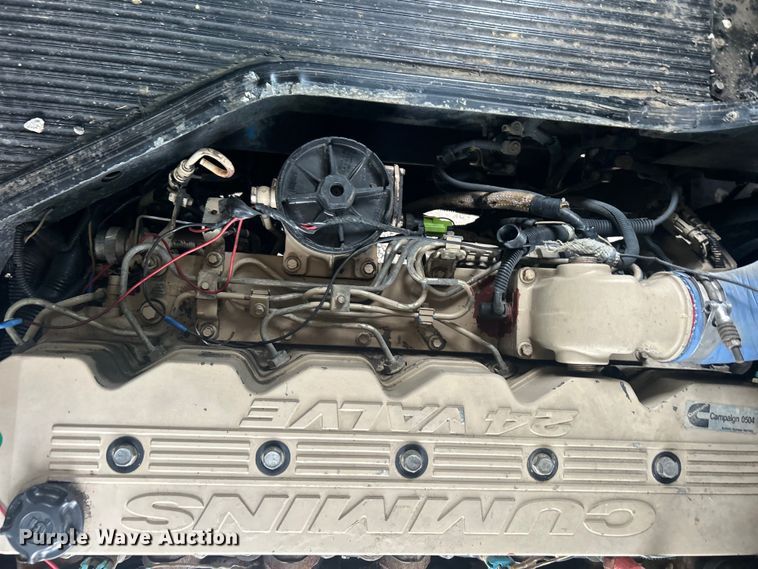 image for item EG1529 1999 Blue Bird TC2000 bus