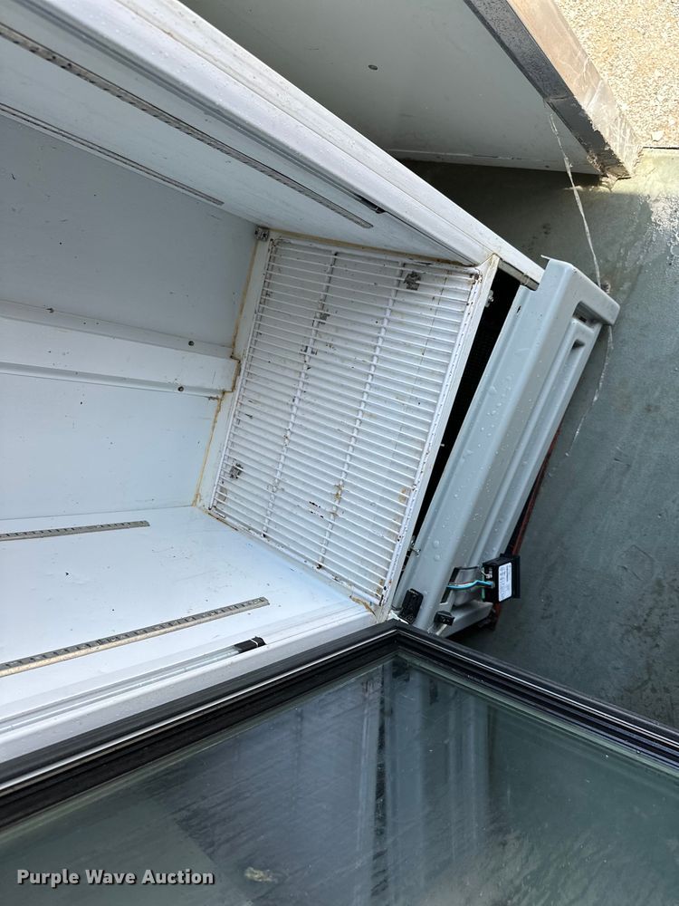 image for item EG1557 2022 The Fud Trailer Platform food trailer