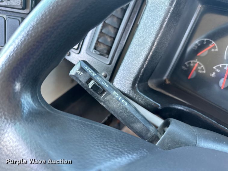 image for item EG1656 2009 Blue Bird  school bus