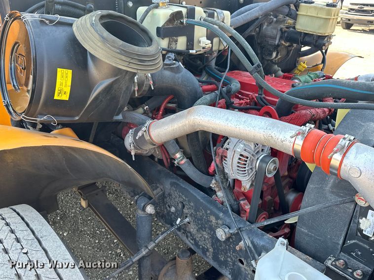 image for item EG1656 2009 Blue Bird  school bus